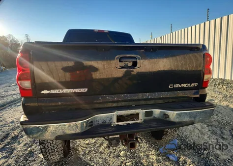 2004 Chevrolet Silverado K2500 from USA, damaged, VIN 1GCGK23U64F108676